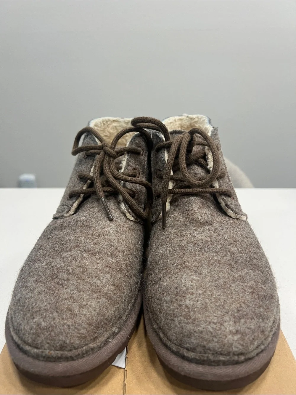 UGG Refelt Neumel Women’s size 9